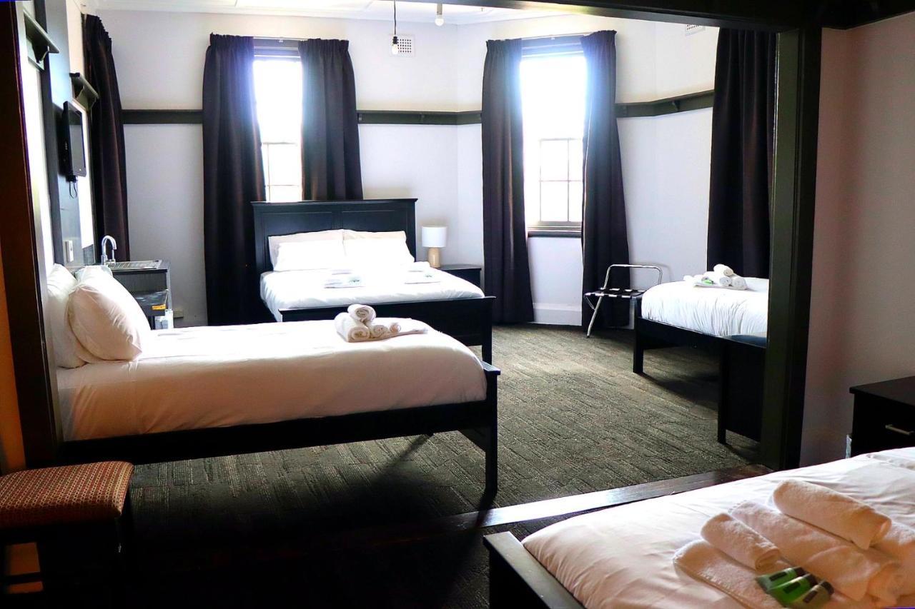 Royal Hotel Ryde Sydney Exteriör bild